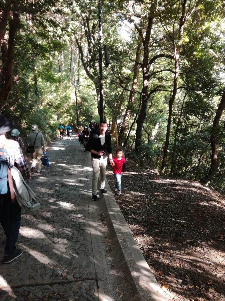 on grimpe le Mont Takao