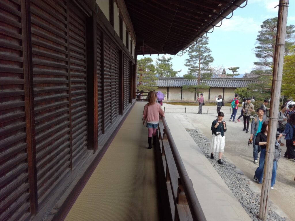 intérieur temple tenryu-ji