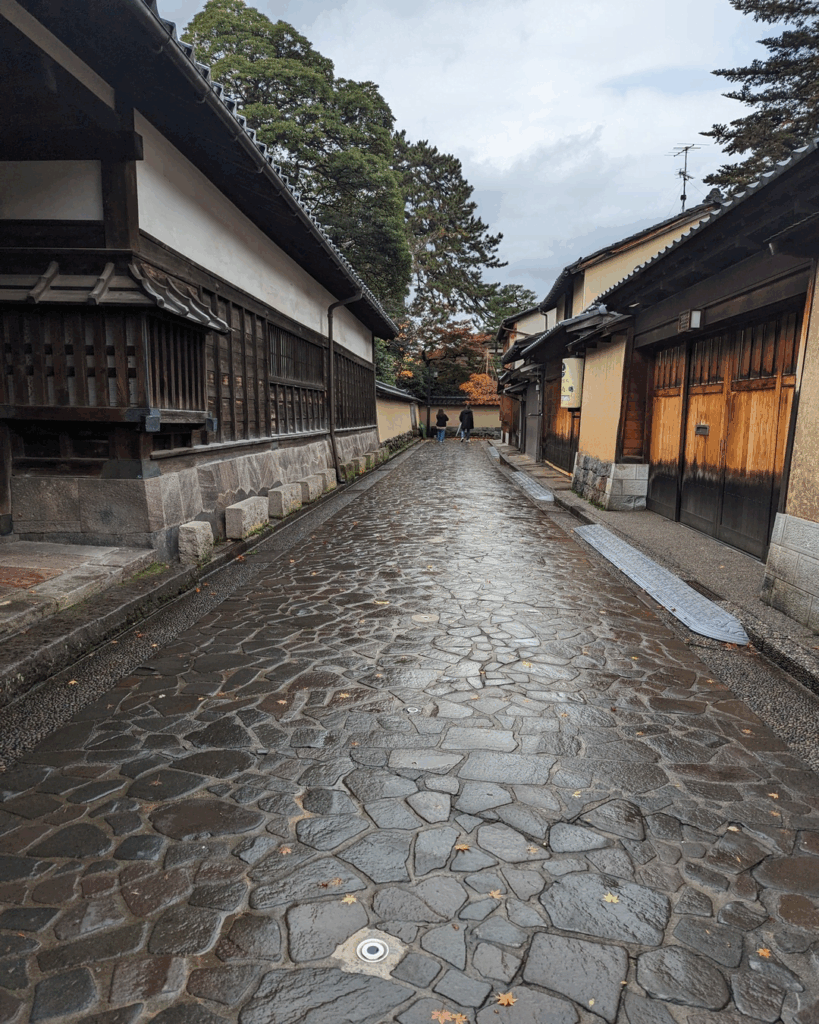 Quartier des samouraïs Nagamachi, à découvrir lors d’une visite d’une journée à Kanazawa